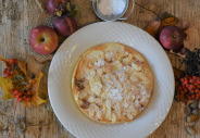 apple pancakes finishing sugar